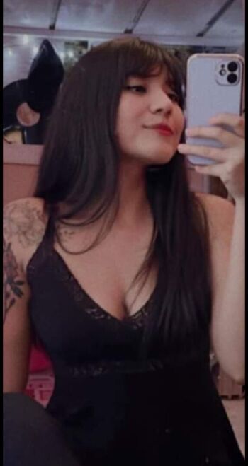 Full leaked Lissaenz e private photo