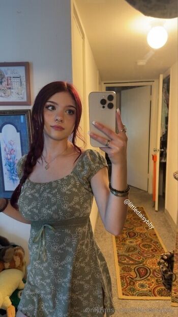 Full leaked Littledaisybby  page private photo