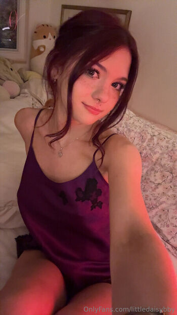 Full leaked Littledaisybby  page private photo