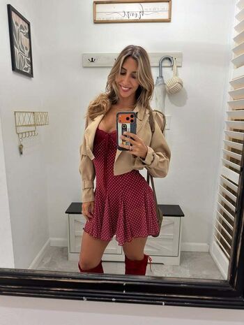Full leaked Littlefitdevil private photo