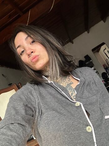 Full leaked Littleluzz private photo