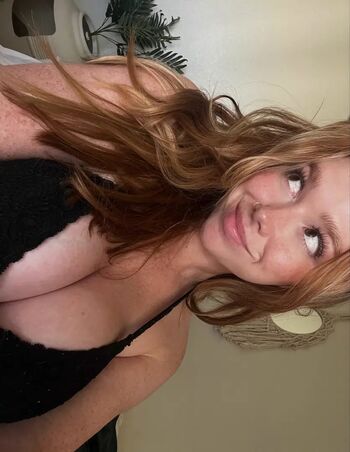 Full leaked Littleredwinx private photo