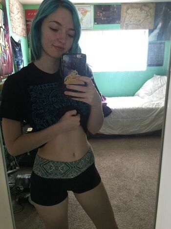 Full leaked Littlesiha private photo
