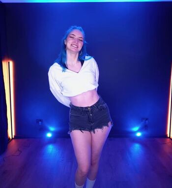 Full leaked Littlesiha private photo