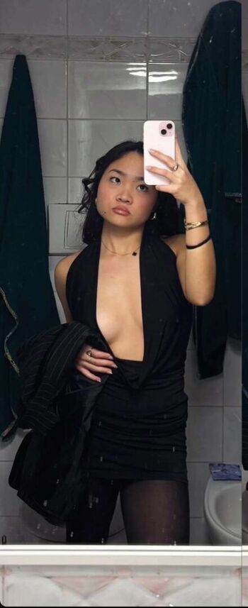 Full leaked Liu zag private photo