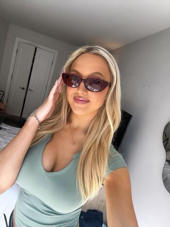 Full leaked Liv johnson private photo