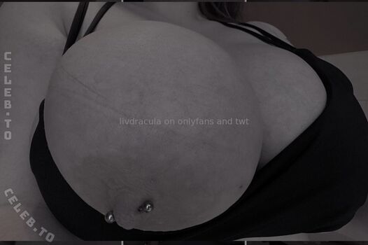 Full leaked Livdracula private photo