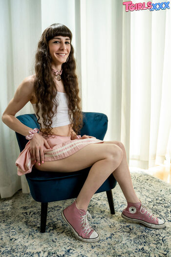 Full leaked Lividoll private photo