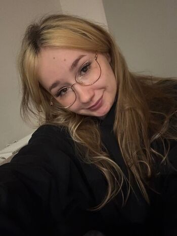 Full leaked Liwia lachowski private photo