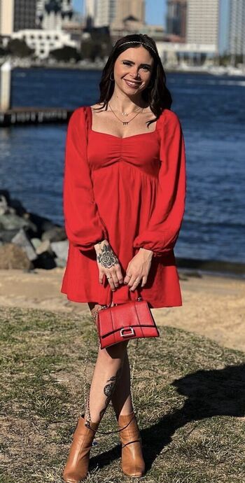 Full leaked Liz priest private photo