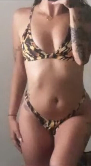 Full leaked Liz priest page private photo