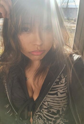Full leaked Liz x private photo