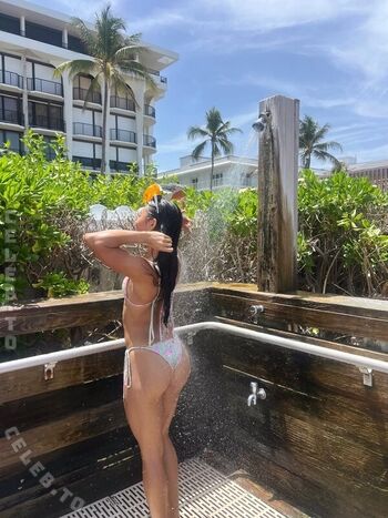 Full leaked Lizelle pear private photo