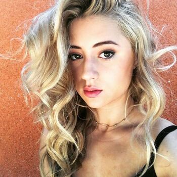 Full leaked Lizze broadway private photo