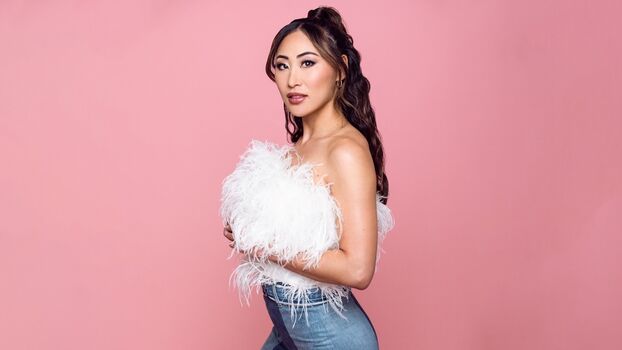 Lizzy Capri