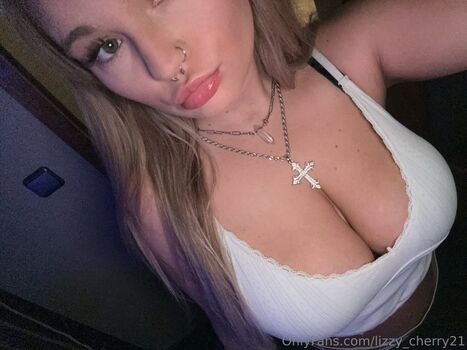 Full leaked Lizzy cherry private photo