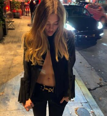 Full leaked Lizzy greene private photo