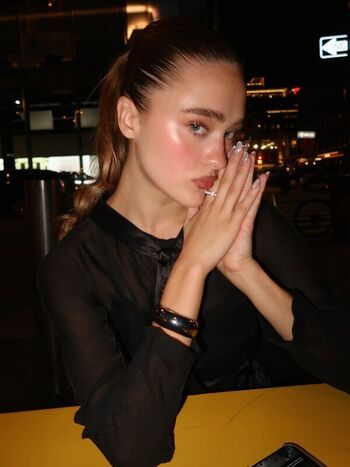 Full leaked Lizzy greene private photo