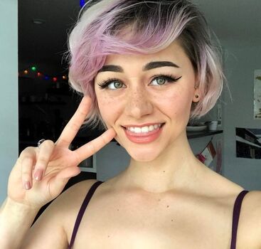 Full leaked Localgal private photo