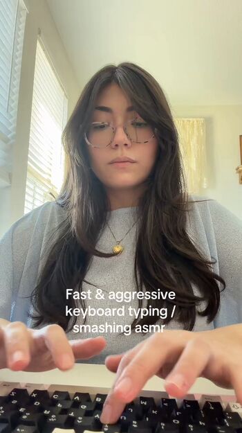 Full leaked Lofiluvasmr page private photo