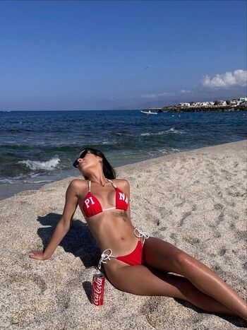 Full leaked Lojas de private photo