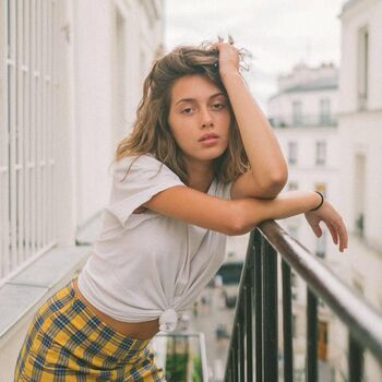 Lola Bouchareb