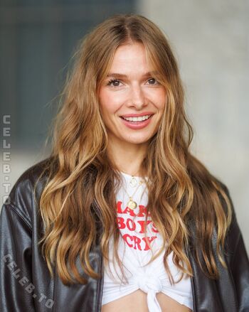 Full leaked Lola weippert private photo