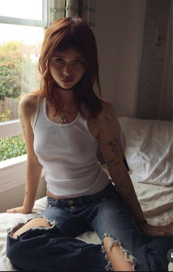 Full leaked Lolabllue private photo