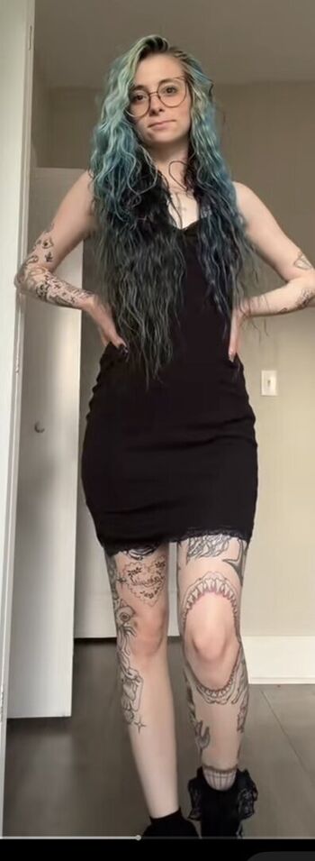 Full leaked Londyn emobarbie private photo
