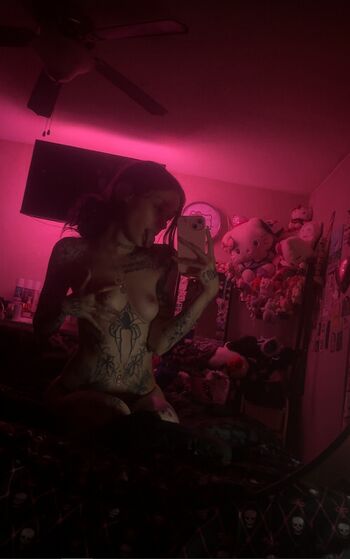 Full leaked Lookingforlona private photo