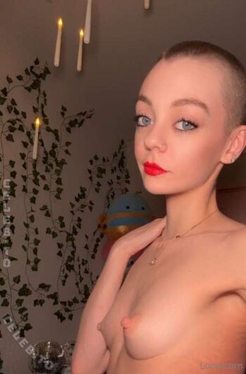 Full leaked Loonicorn private photo