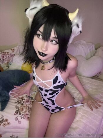 Full leaked Loopziepop  page private photo