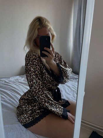 Full leaked Loraasmith private photo