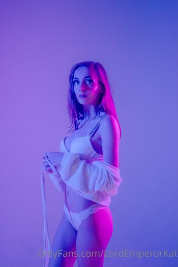 Full leaked Lordemperorkat  page private photo