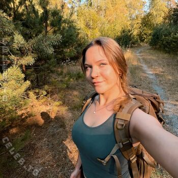 Full leaked Loreena unterwegs private photo