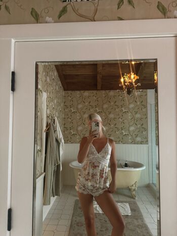 Full leaked Loren gray private photo