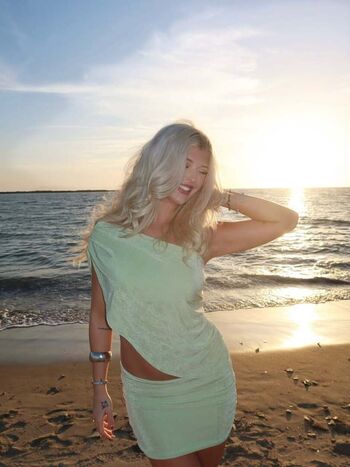 Full leaked Loren gray private photo