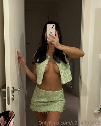 Full leaked Lorenapeach private photo