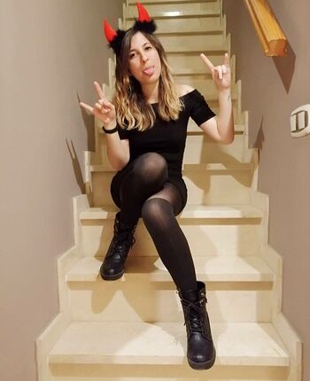 Full leaked Loreniitta private photo
