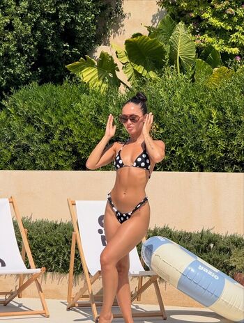 Full leaked Lottie hutton private photo