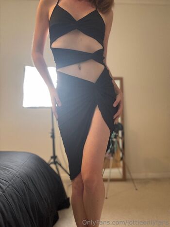 Full leaked Lottieonlyfans page private photo