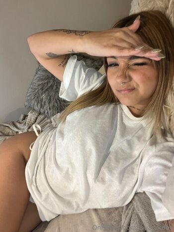 Full leaked Louane dby private photo