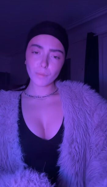 Full leaked Louisebrd private photo