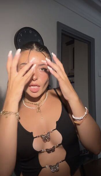 Full leaked Louisebrd private photo