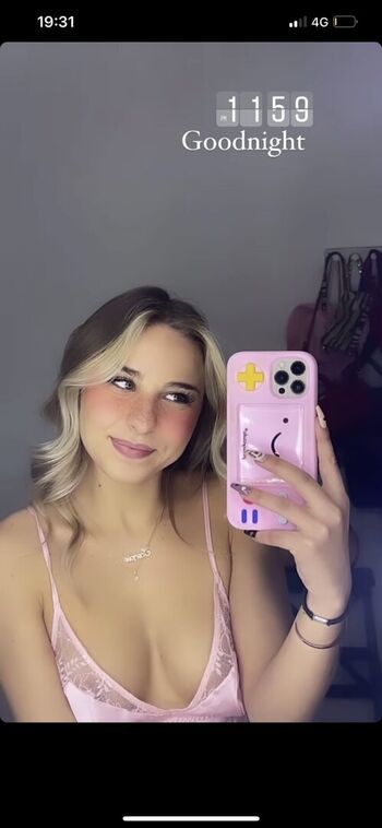 Full leaked Louisergt private photo