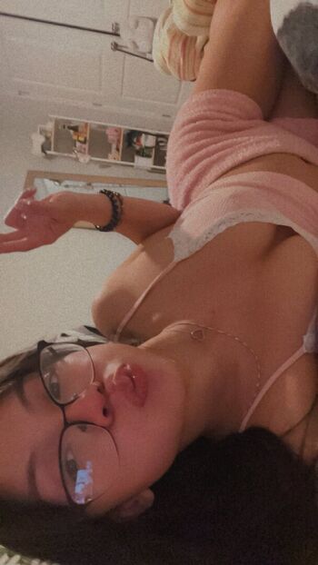 Full leaked Lovebugcindy private photo