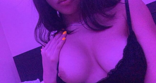 Full leaked Lovebugcindy private photo