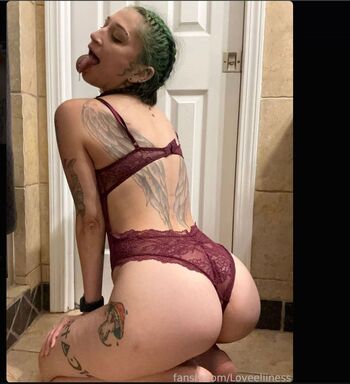Full leaked Loveeliiness private photo