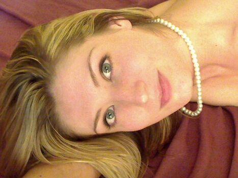Full leaked Lovelylemon private photo