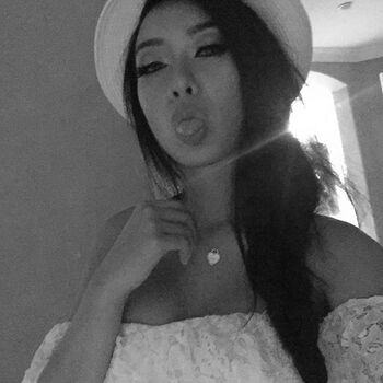 Full leaked Lovelynnc page private photo